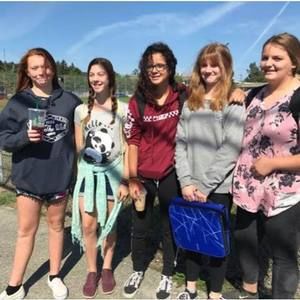 Meet your Posher, Makaila